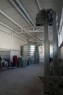 Съоръжения за силоз Клаина-Кленски